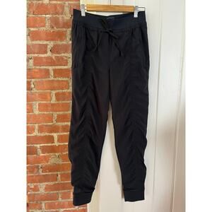 Athleta Attitude Lined Pant II Womens 6 Tall Black Jogger Athleisure